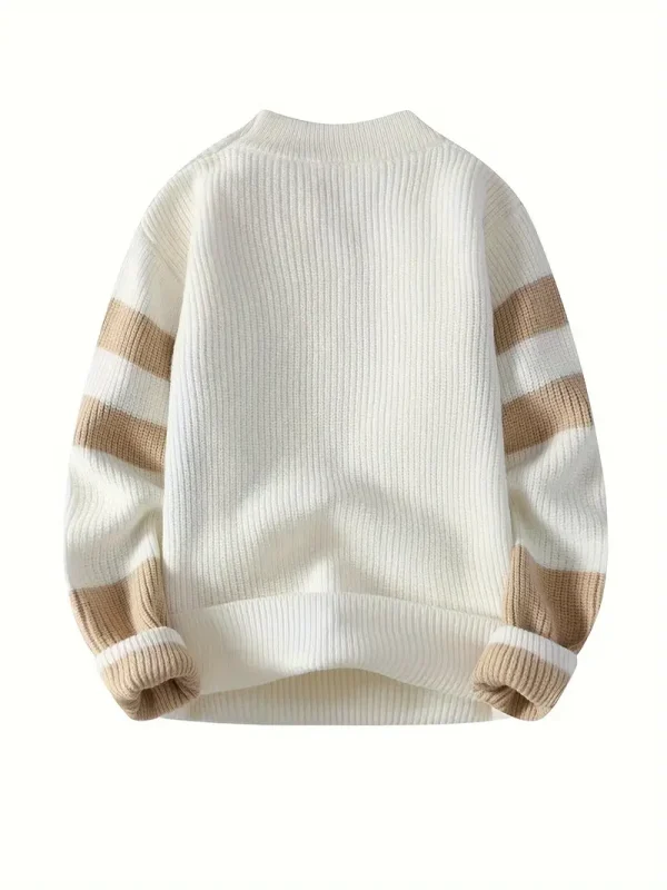 Men's white sweatshirt with woolen accents by Deutsch Kleid, designed for comfort and style.